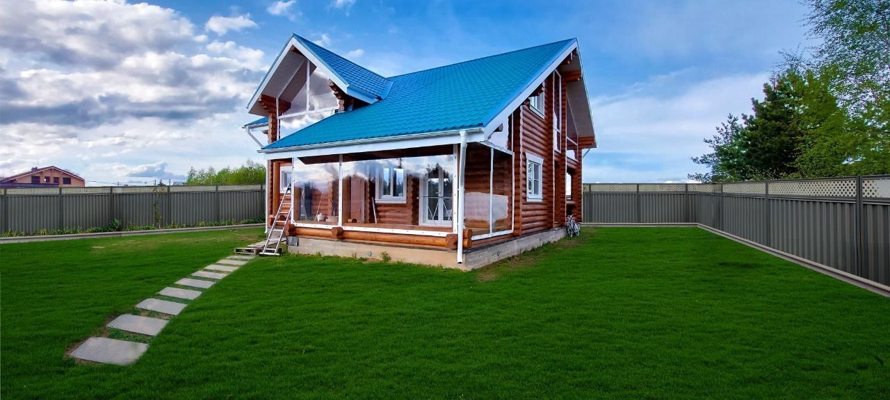 Мягкие окна на веранде загородного дома в посёлке Шаблыкино